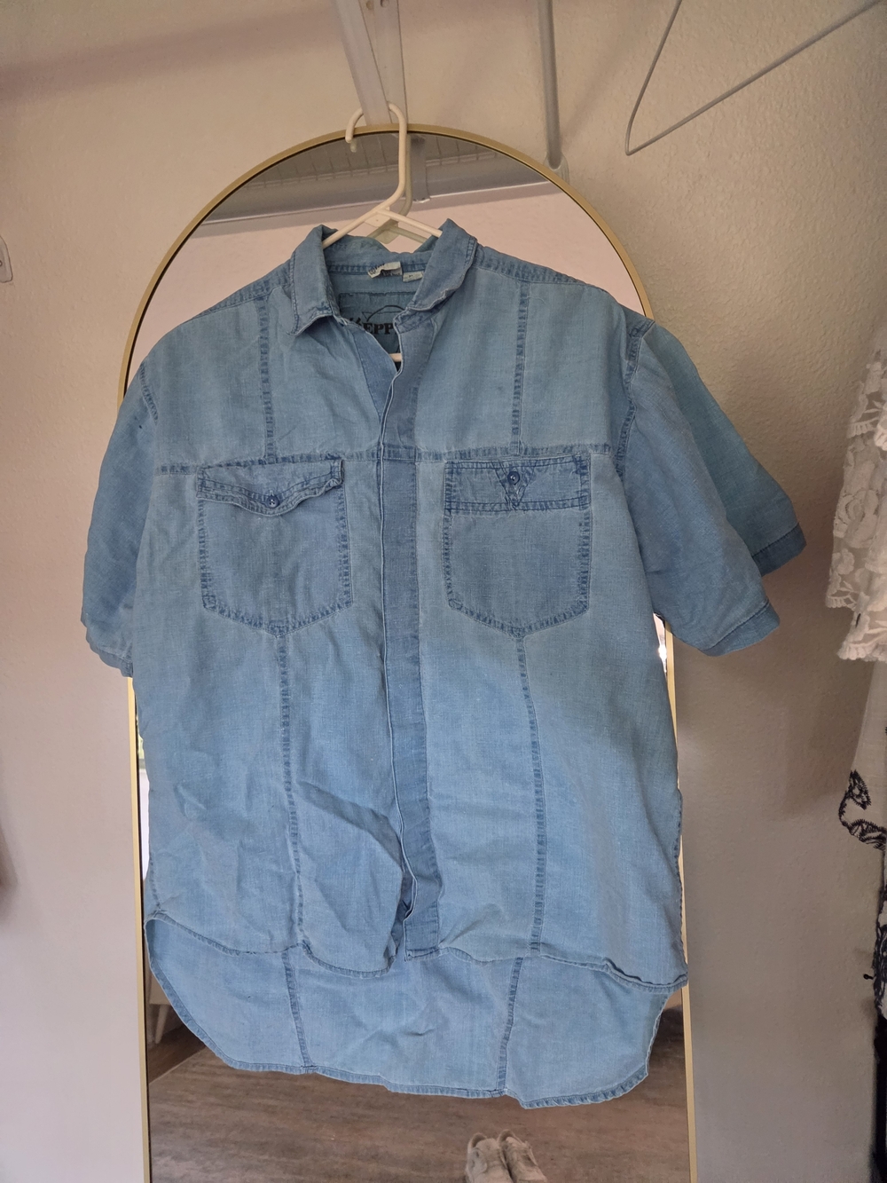 Vintage Men's Light Blue Short-Sleeve Denim Button-Up Shirt